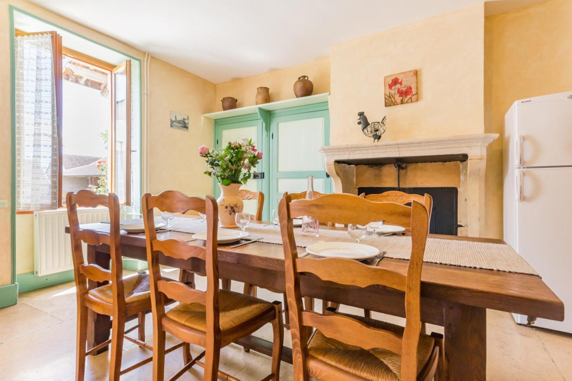 Maison Chaleureuse A Eringes Avec Jardin Et Parking Inclus Экстерьер фото